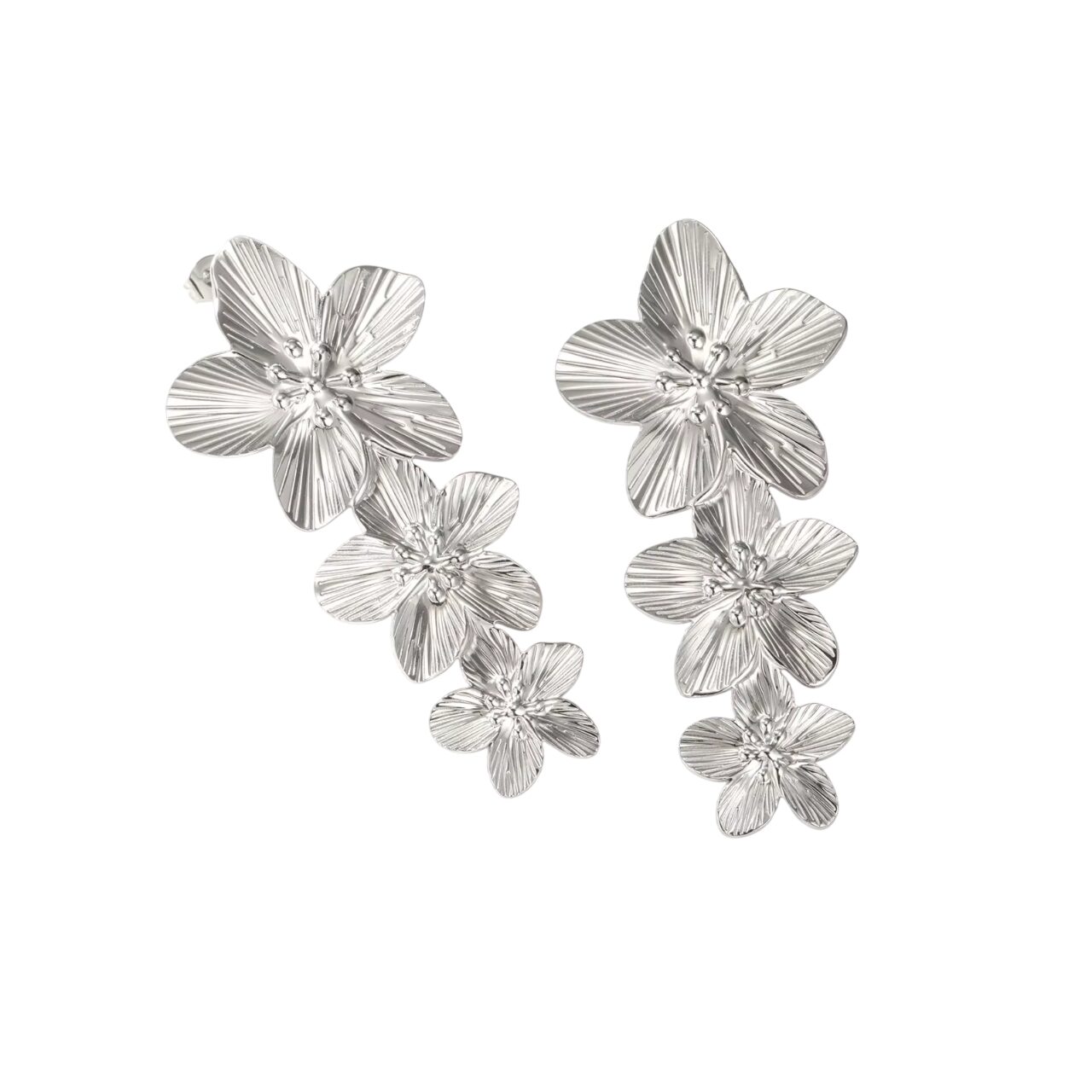 Boucles d'oreilles fleurs triples argentées