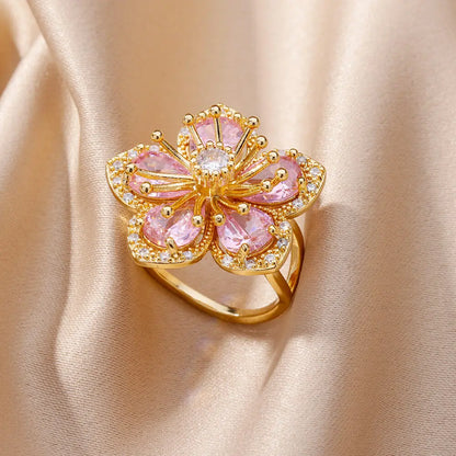 Bague fleur dorée à pétales roses fantaisie