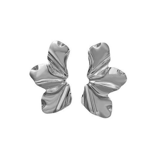 Boucles d'oreilles fleurs moitiés argentées