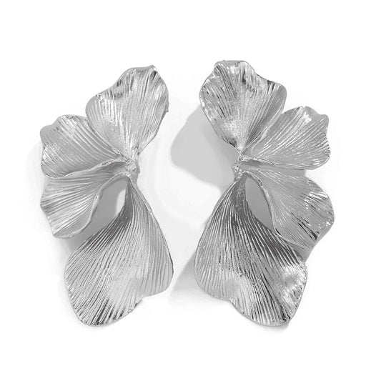 Boucles d'oreilles pétales argentées