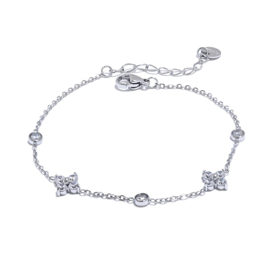 Bracelet à deux fleurs argentées avec cristaux