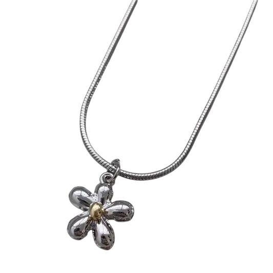 Collier avec fleur design argenté