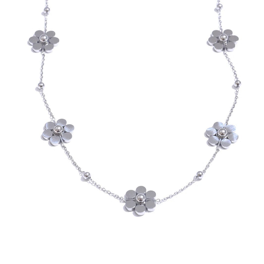Collier avec fleurs multiples argenté