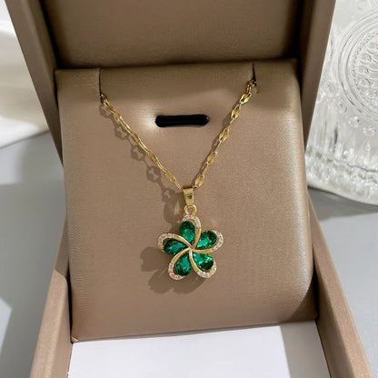 Collier fleur vert et doré
